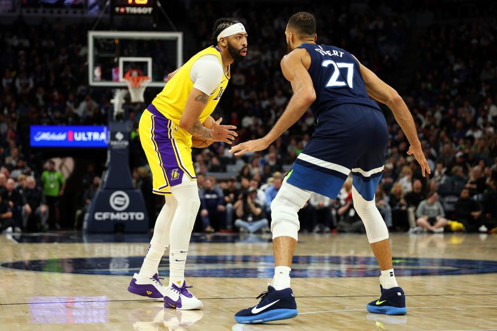 网坛世界“一哥”辛纳禁赛三个月，其他球员不买账环球时报.