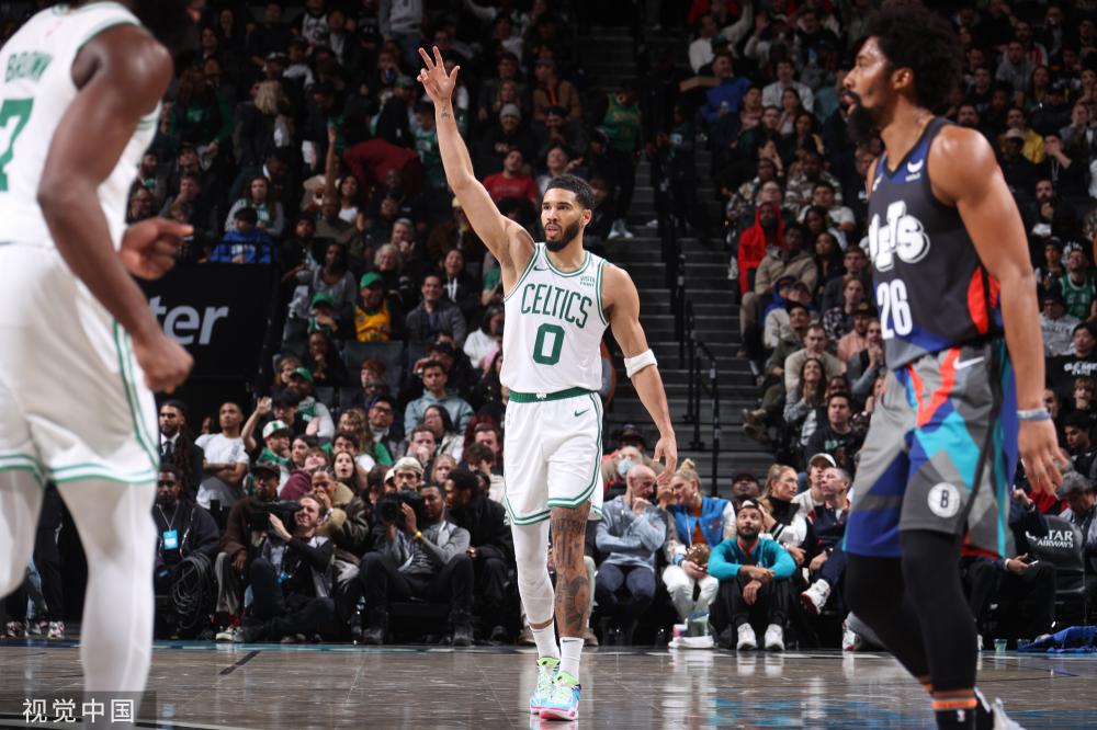 在创造佳绩 在创造佳绩