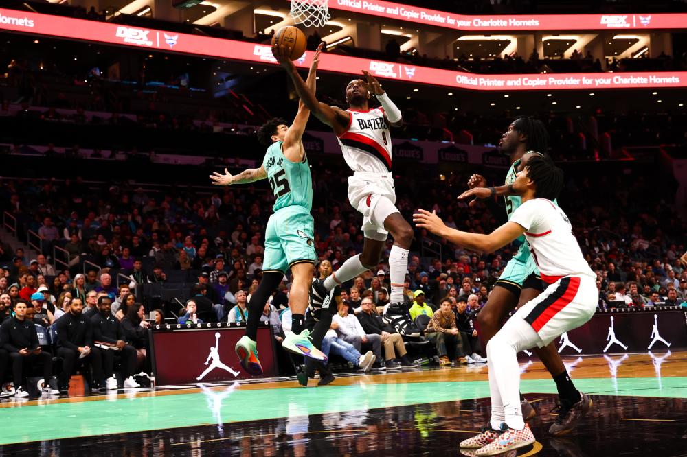 山东省省直机关庆祝三八妇女节乒乓球联谊赛举行.