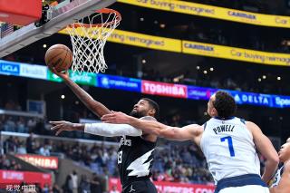 赛中的跑动 赛中的跑动