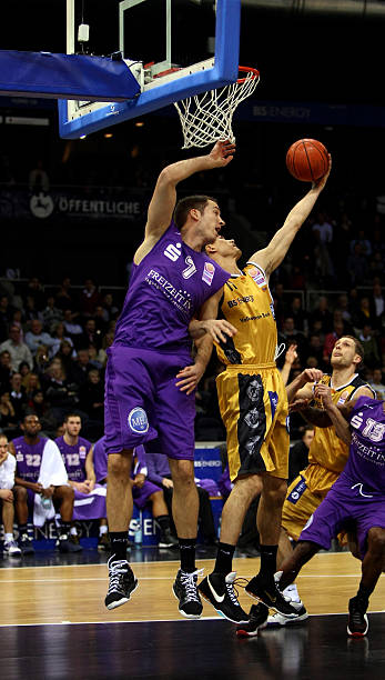 赢得铜牌的 赢得铜牌的